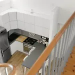 Cleo Apartment