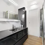 Apartment Cleo Colico
